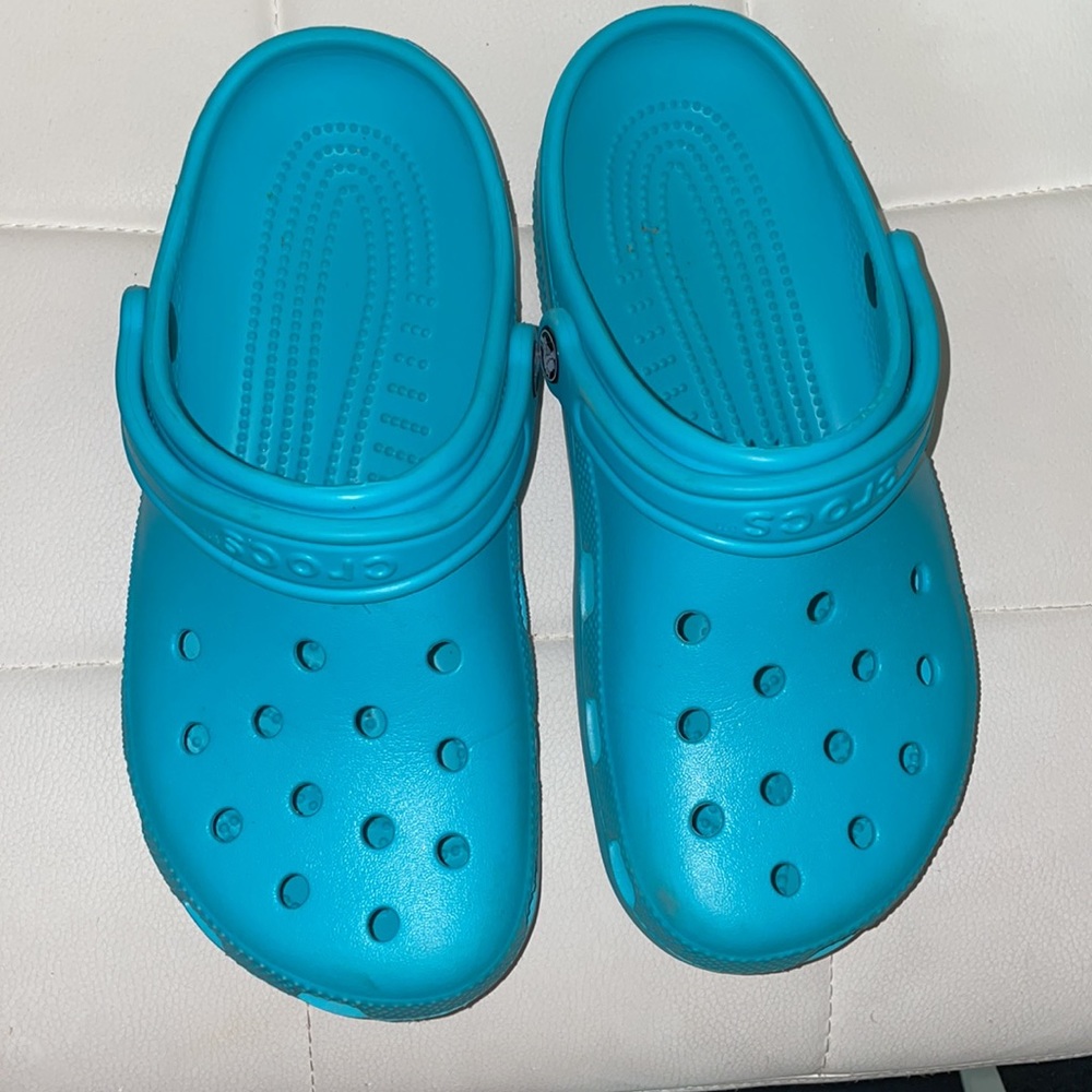 COPY - Crocs